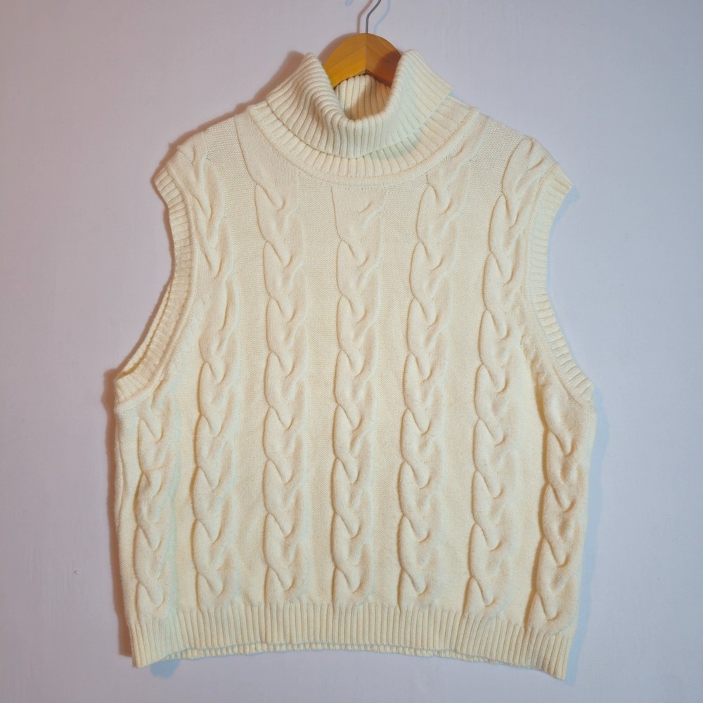 House of Harlow 1960 Ivory Cable Knit Sweater Vest L Preppy Cozy